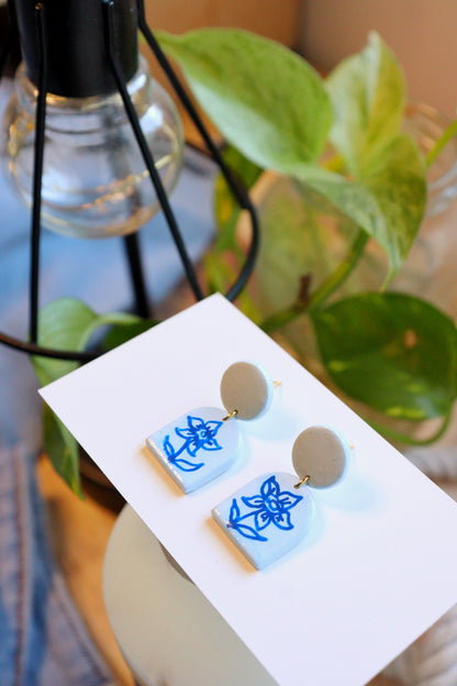 Daffodil Earrings